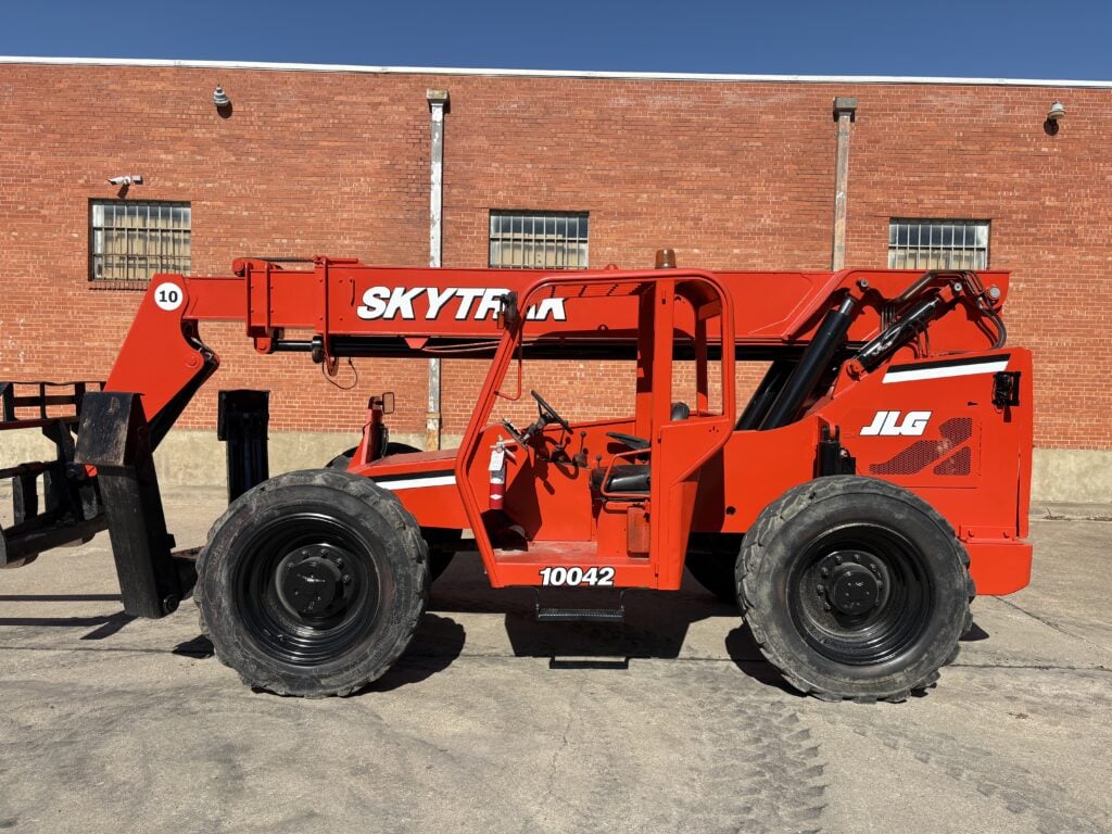 2015 Skytrak 10042