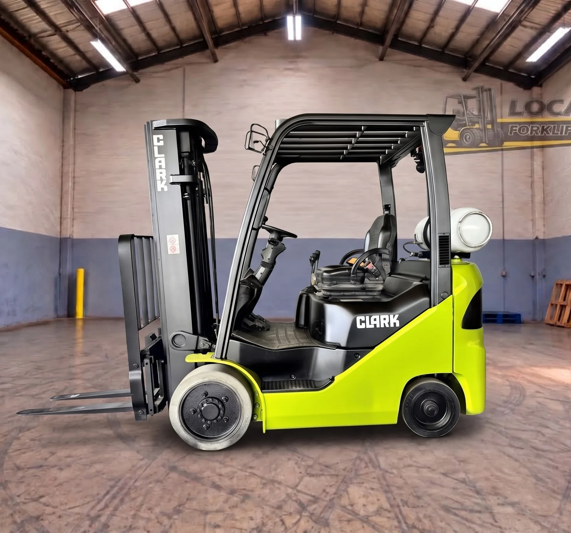 2018 Clark S25CL