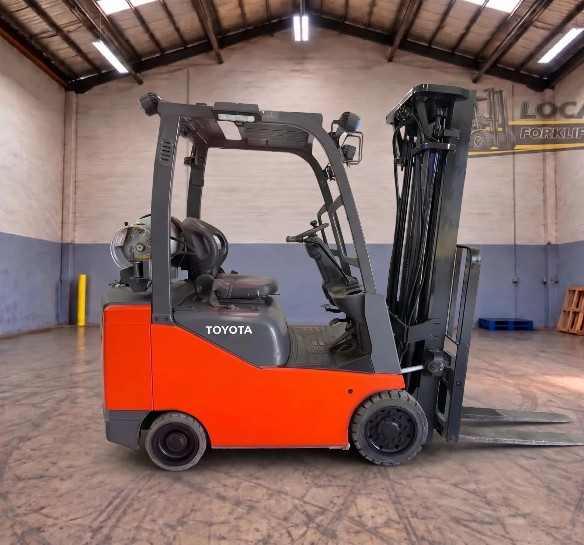 Toyota 8FGCSU20 4000# on Small Chassis