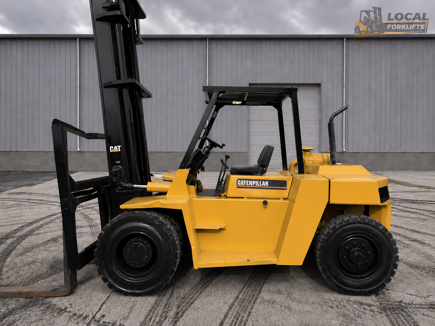 Caterpillar DP80 17,500#
