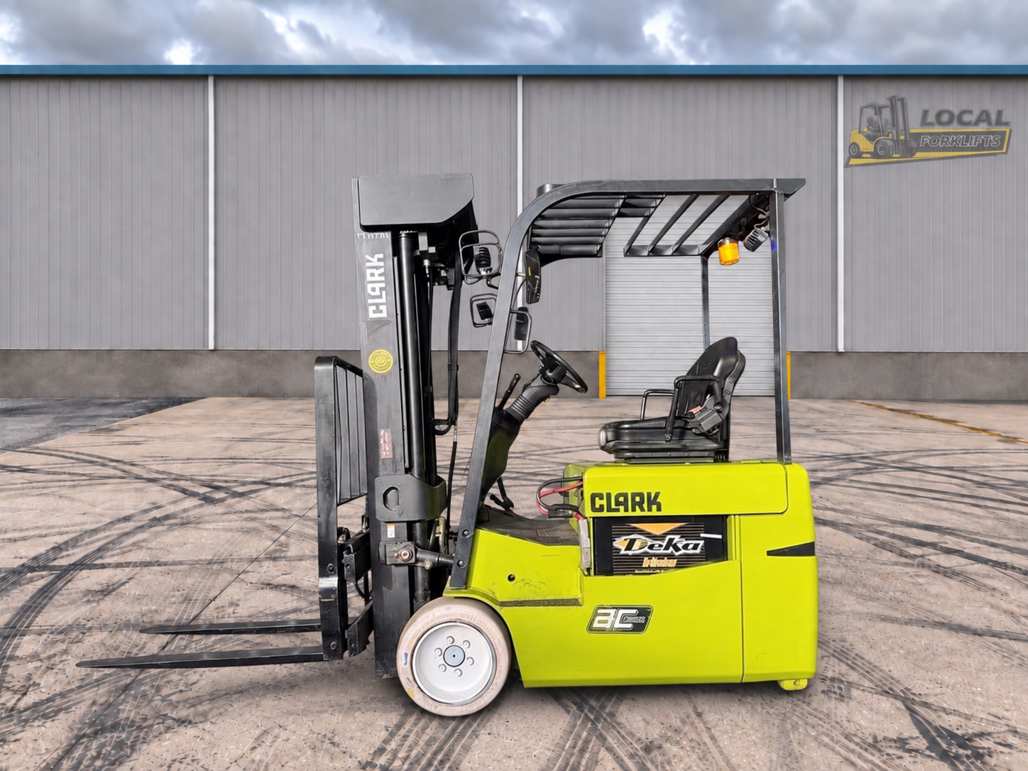 2016 Clark TMX20