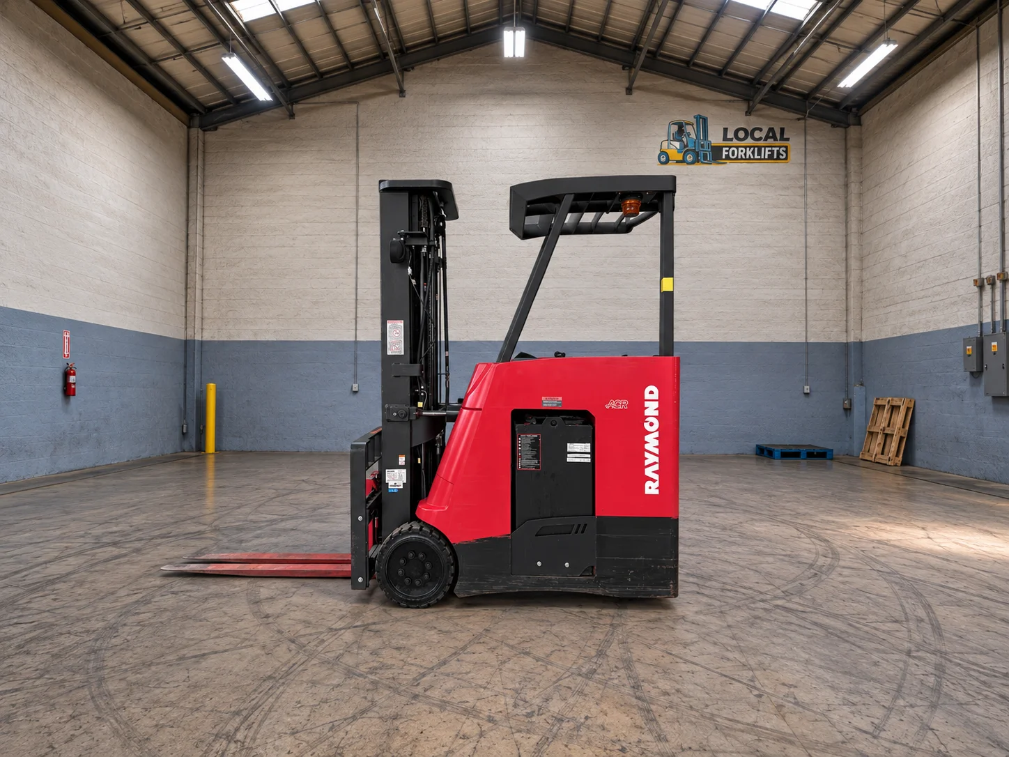 2017 Raymond 415-C30TT