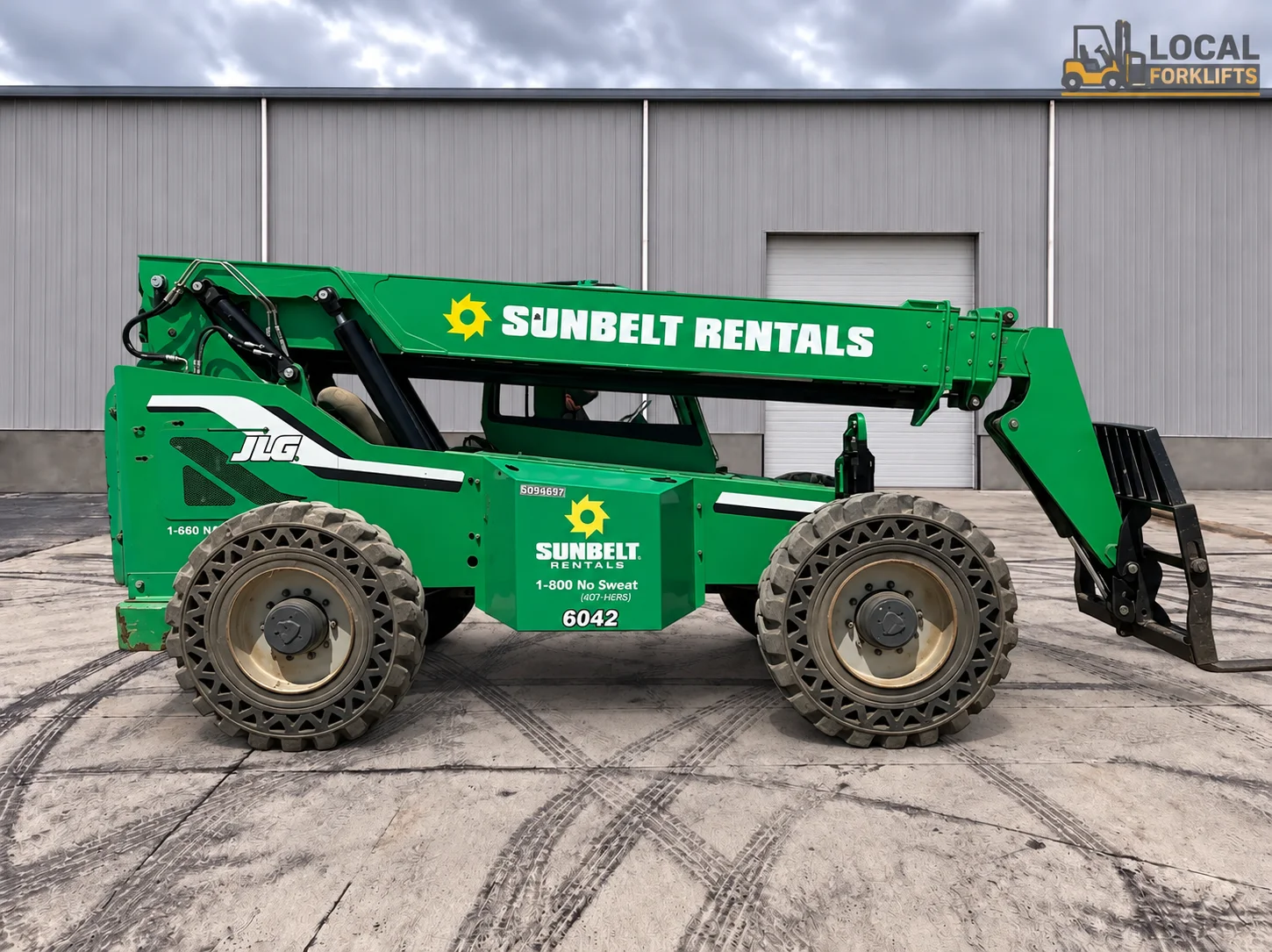 2015 Skytrak 6042 Only 2600 Hours